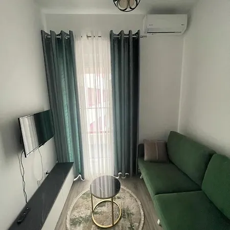 Hotel Mangalem *